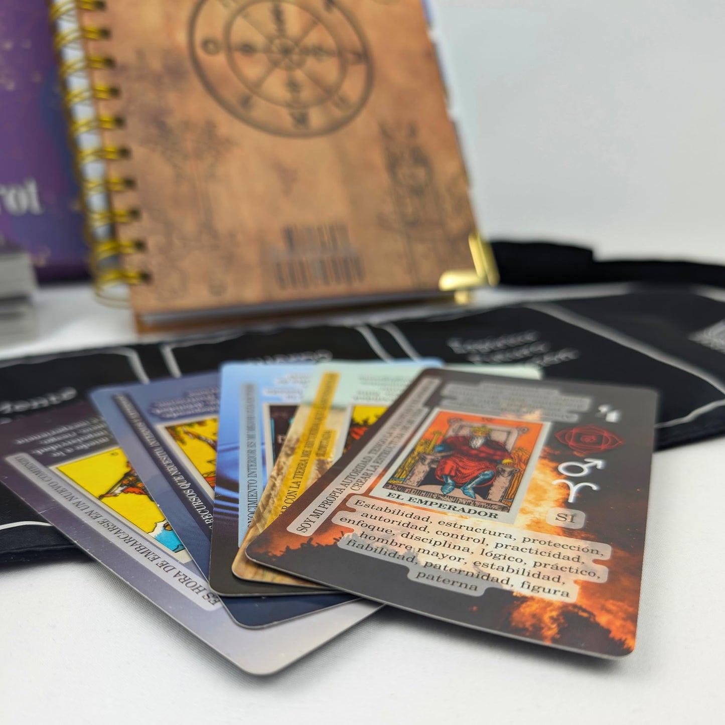 Spanish Tarot Learning Set for Beginners (Tarot, Black Wrap, Journal)