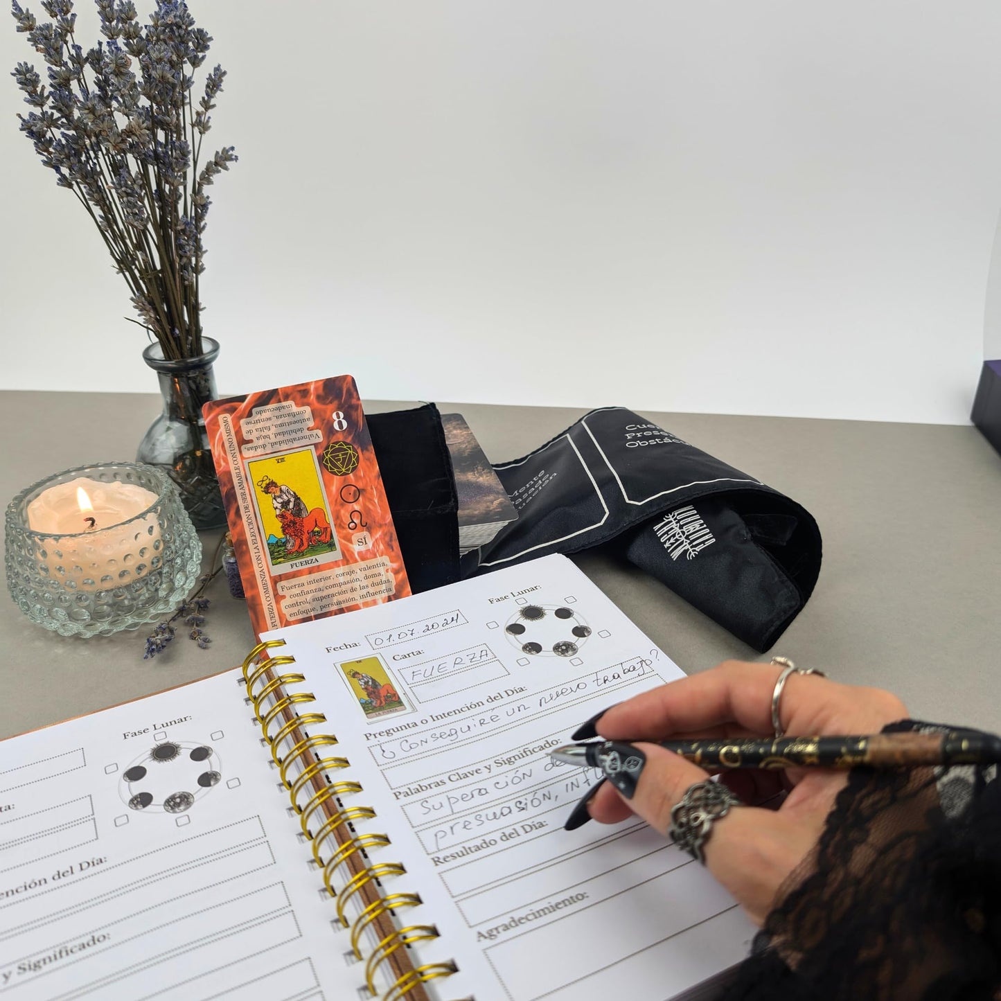Spanish Tarot Learning Set for Beginners (Tarot, Black Wrap, Journal)