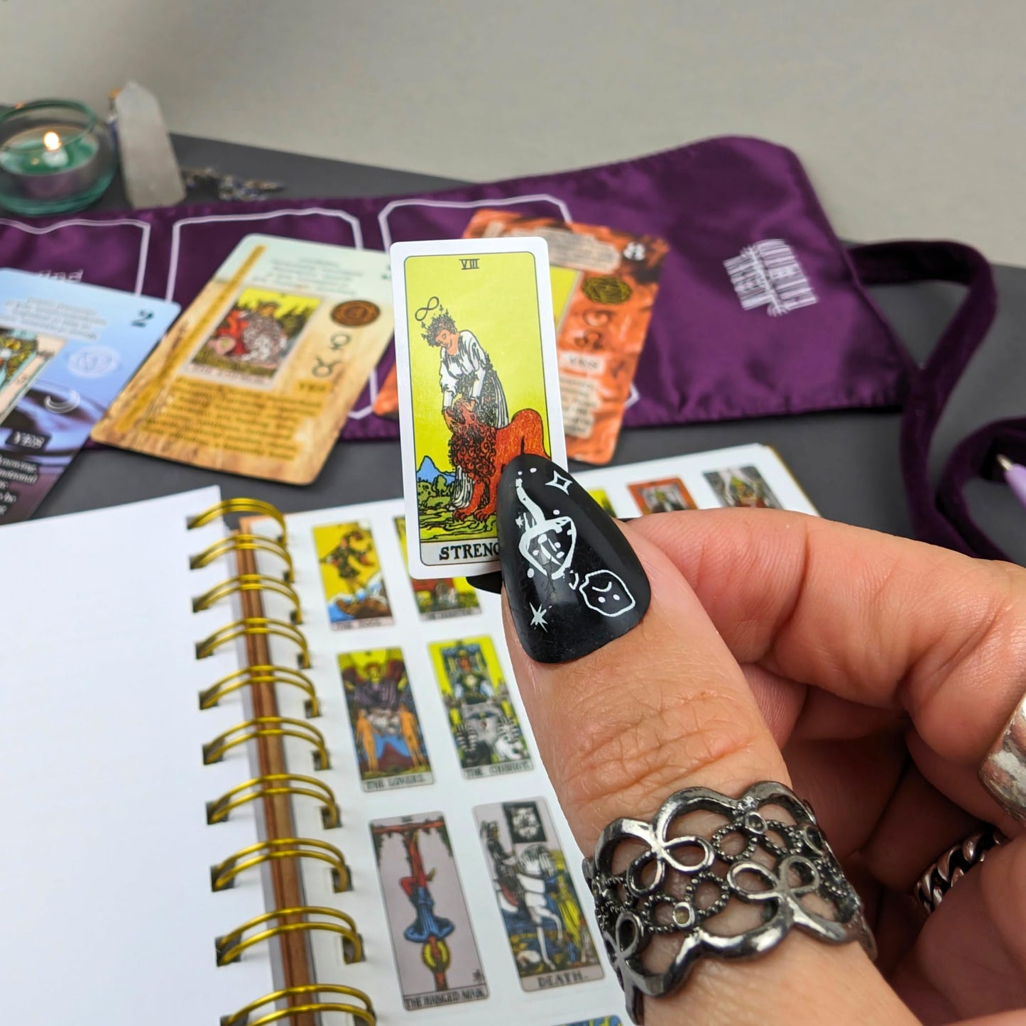English Tarot Learning Set for Beginners (Tarot, Purple Wrap, Journal)